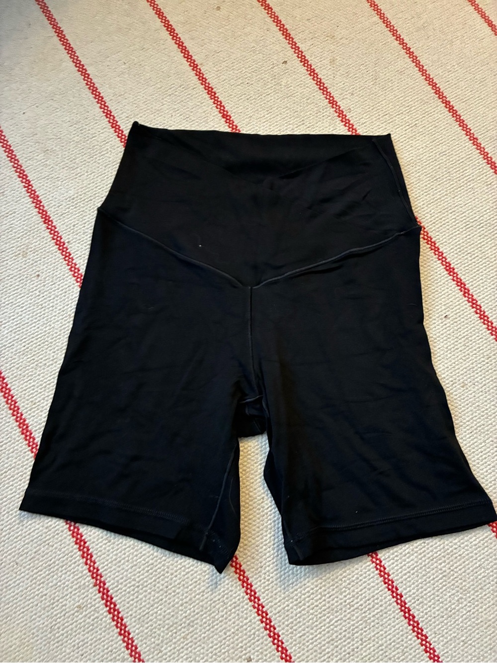High-Rise Black Aerie Offline Women's Bike Shorts with V Waist
